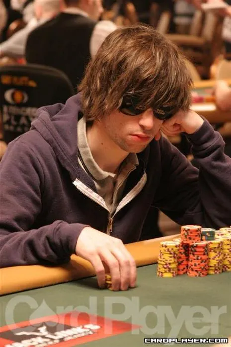 Tournament Poker Edge Analyzes Hand By Jeff Papola