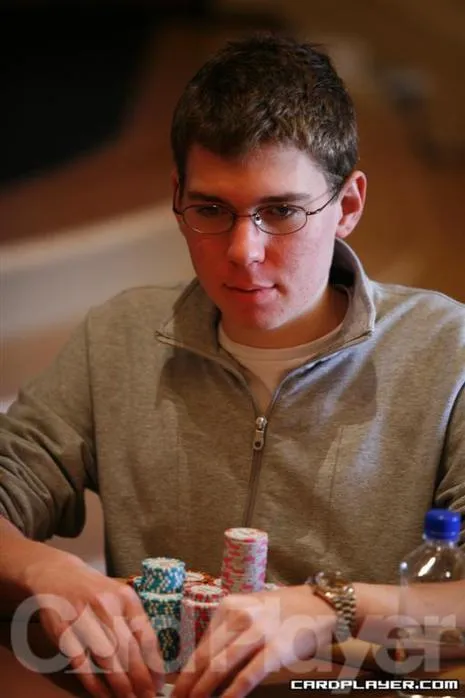 Andrew Lichtenberger Signs with Full Tilt Poker